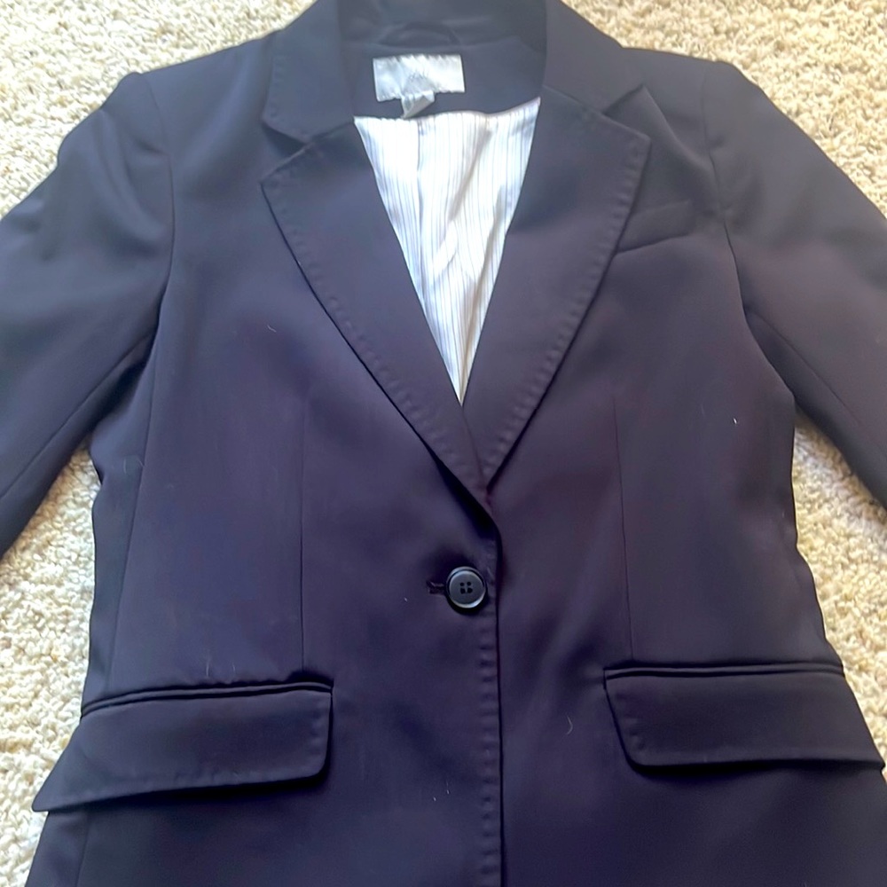 Blazer - Picture 3 of 3